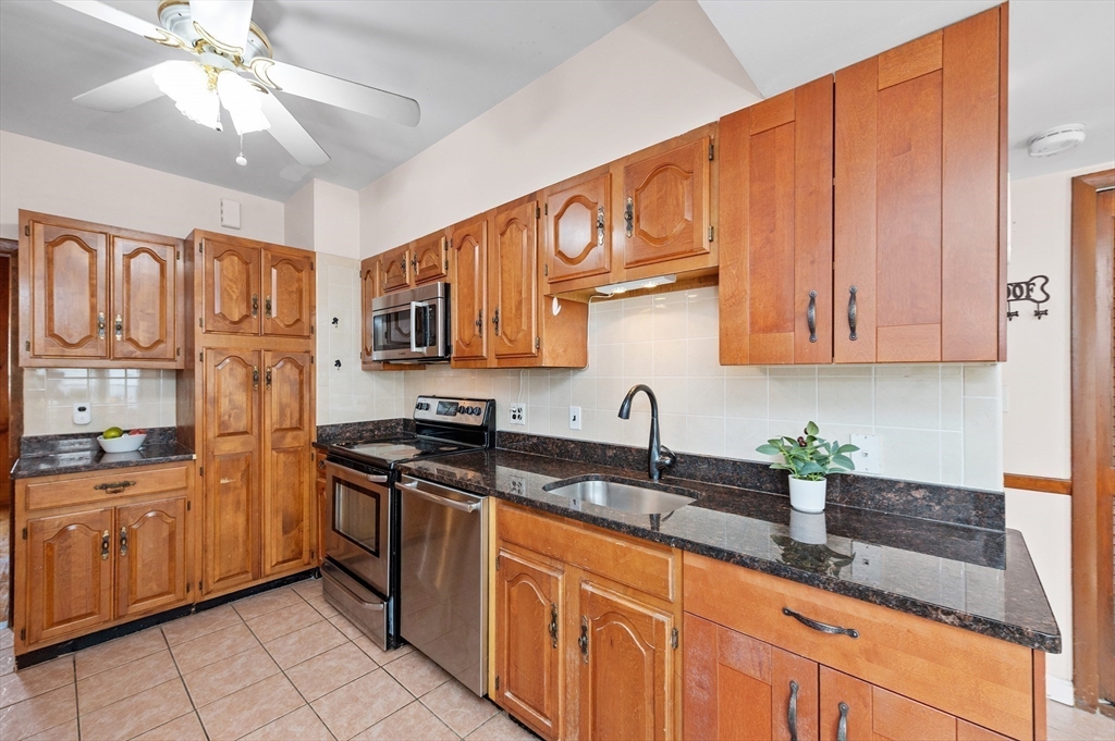 10 Parker Road Newton, MA 02459 - Photo 5 of 27 Gallery Image 5
