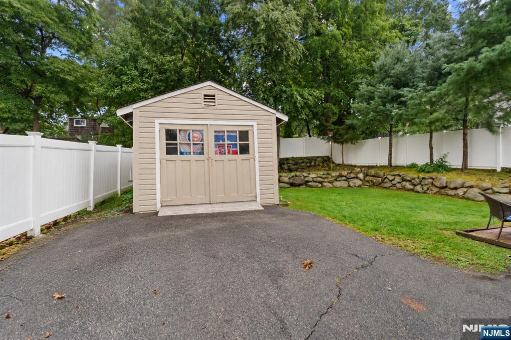 17 Pequot Road Ringwood, NJ 07456 - Photo 43 of 50 Gallery Image 43