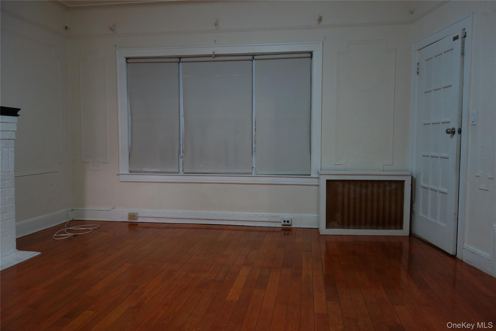 160-11 84th Road Queens, NY 11432 - Photo 12 of 25 1st Floor Living Room