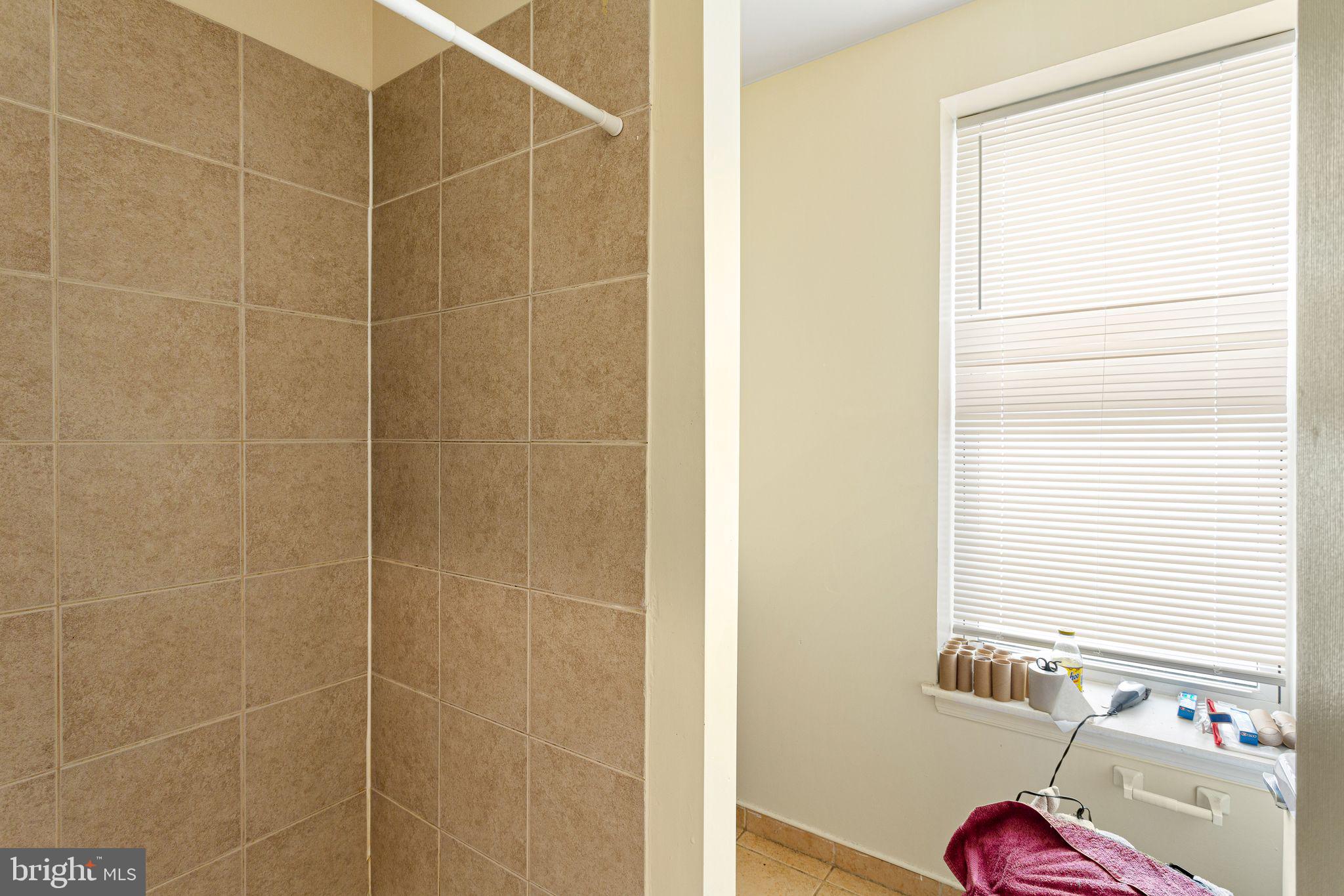 1910 North 17th Street Philadelphia, PA 19121 - Photo 12 of 14 Modern bathroom with natural light.