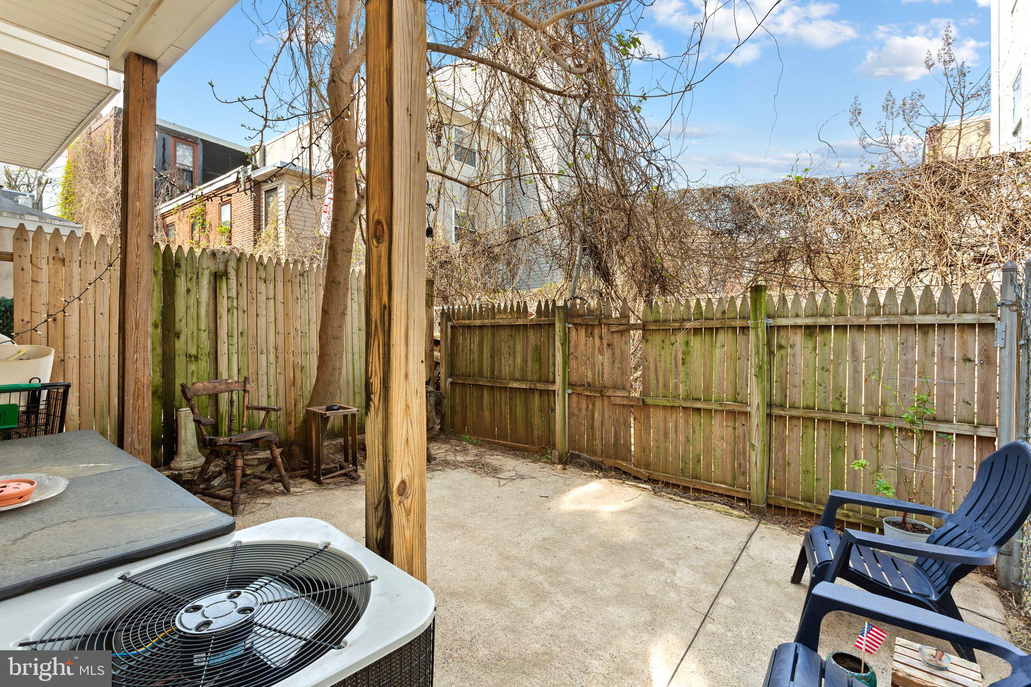 1910 North 17th Street Philadelphia, PA 19121 - Photo 14 of 14 Charming outdoor retreat awaits you.