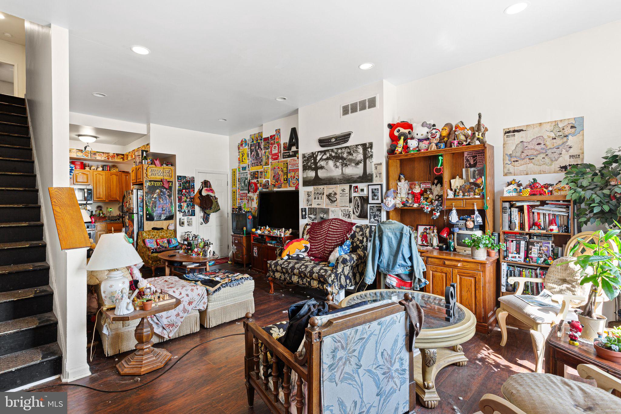 1910 North 17th Street Philadelphia, PA 19121 - Photo 2 of 14 Eclectic living space with vibrant decor.