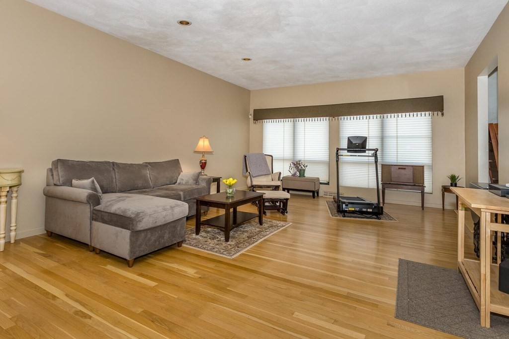 22 Sentry Hill Road Sharon, MA 02067 - Photo 8 of 22 Gallery Image 8