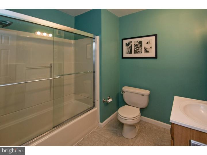 247 Buckboard Road Willow Grove, PA 19090 - Photo 20 of 25 Bathroom