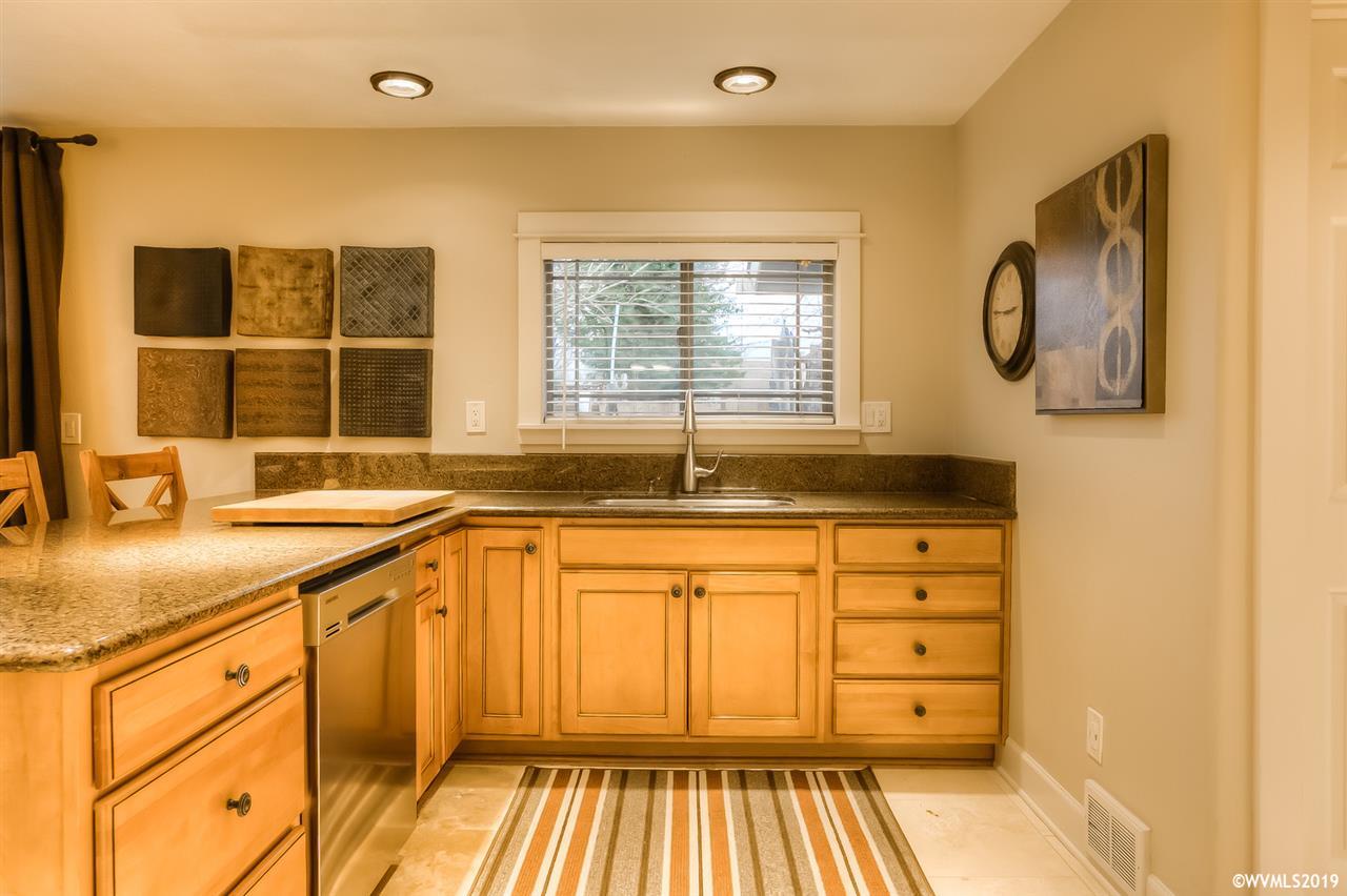1013 Rafael Avenue North Keizer, OR 97303 - Photo 18 of 36