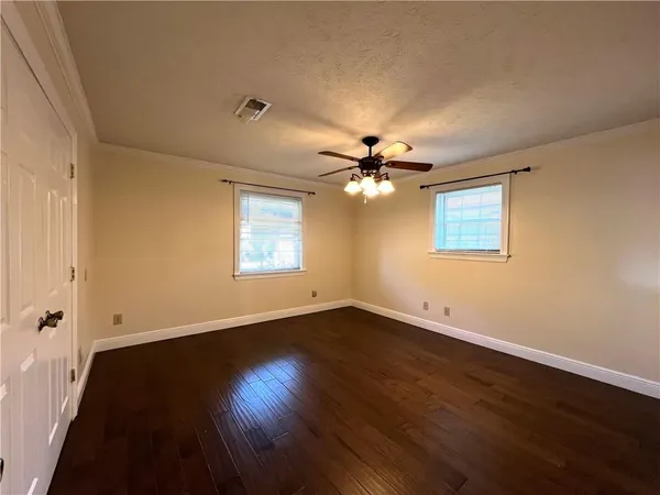 $385,000 | 4504 Lakewood Drive, Metairie, LA 70002