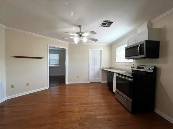 $385,000 | 4504 Lakewood Drive, Metairie, LA 70002