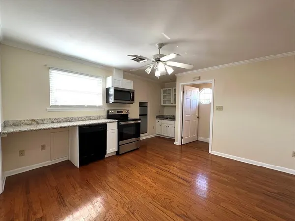 $385,000 | 4504 Lakewood Drive, Metairie, LA 70002