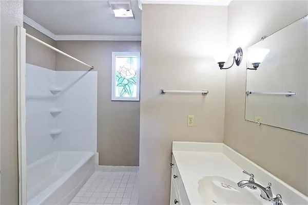 $385,000 | 4504 Lakewood Drive, Metairie, LA 70002