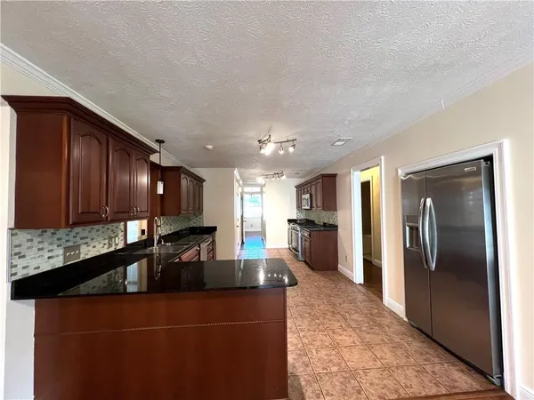$385,000 | 4504 Lakewood Drive, Metairie, LA 70002