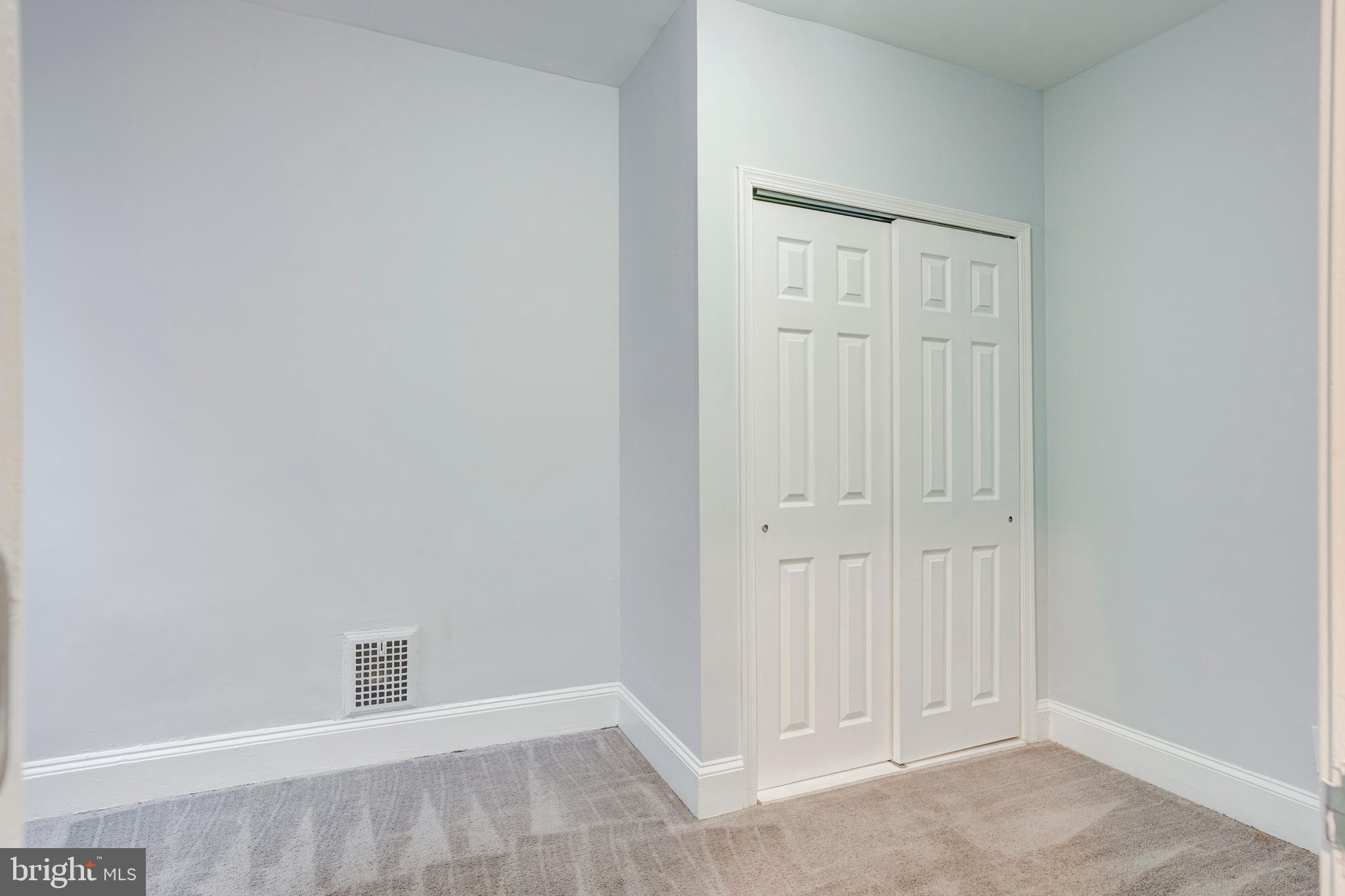 445 Tree Street Philadelphia, PA 19148 - Photo 12 of 29 Gallery Image 12