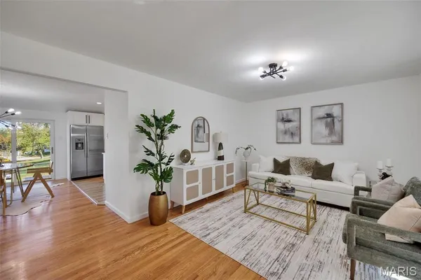 $374,900 | 12191 Lake Meade Drive, St. Louis, MO 63146