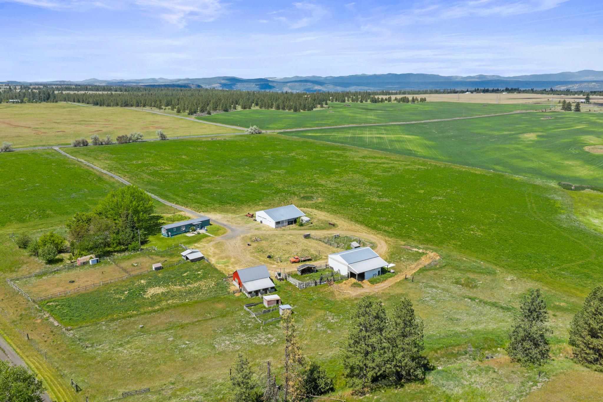 13222 North Wood Road Spokane, WA 99224 - Photo 9 of 45 Gallery Image 9