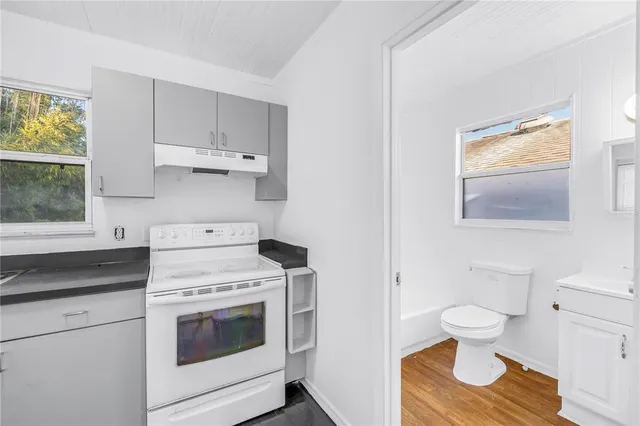 $700,000 | 1012 Granville Court North, St. Petersburg, FL 33701