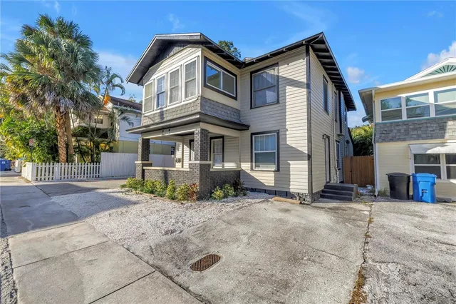 $700,000 | 1012 Granville Court North, St. Petersburg, FL 33701