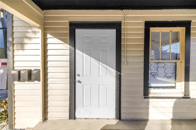 $700,000 | 1012 Granville Court North, St. Petersburg, FL 33701