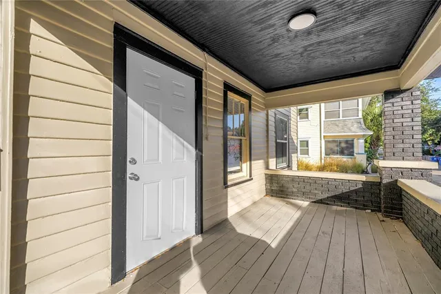 $700,000 | 1012 Granville Court North, St. Petersburg, FL 33701