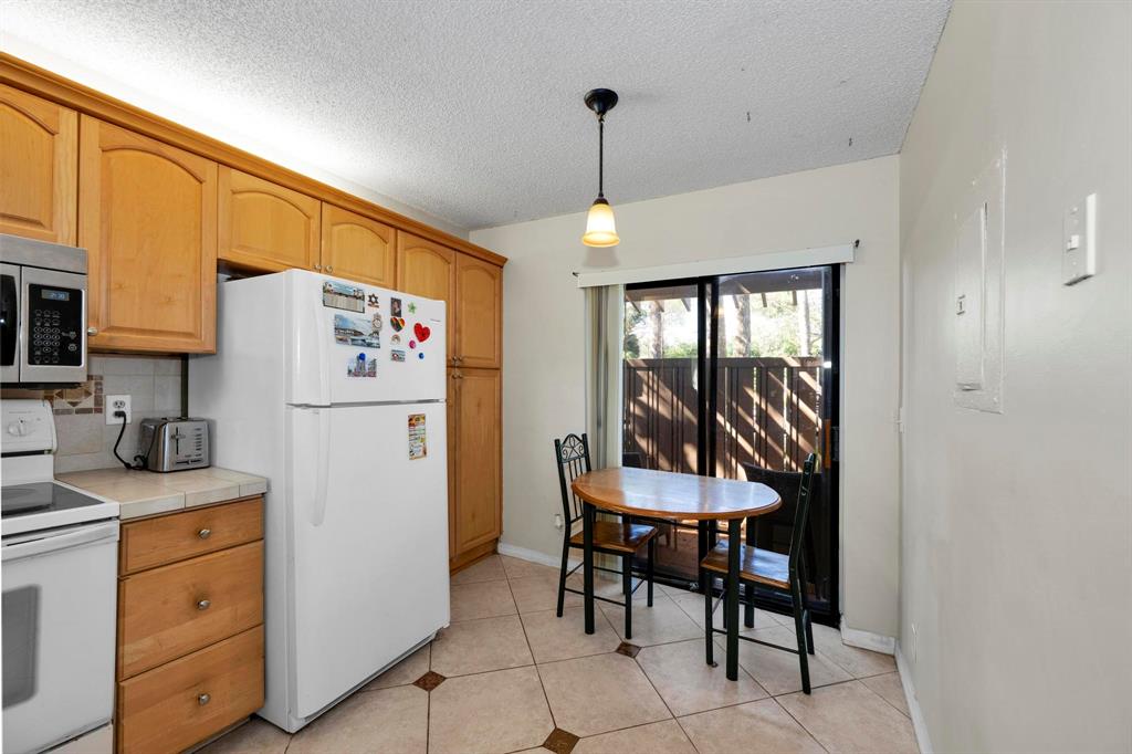 3963 Cocoplum Circle, Unit F Coconut Creek, FL 33063 - Photo 9 of 35