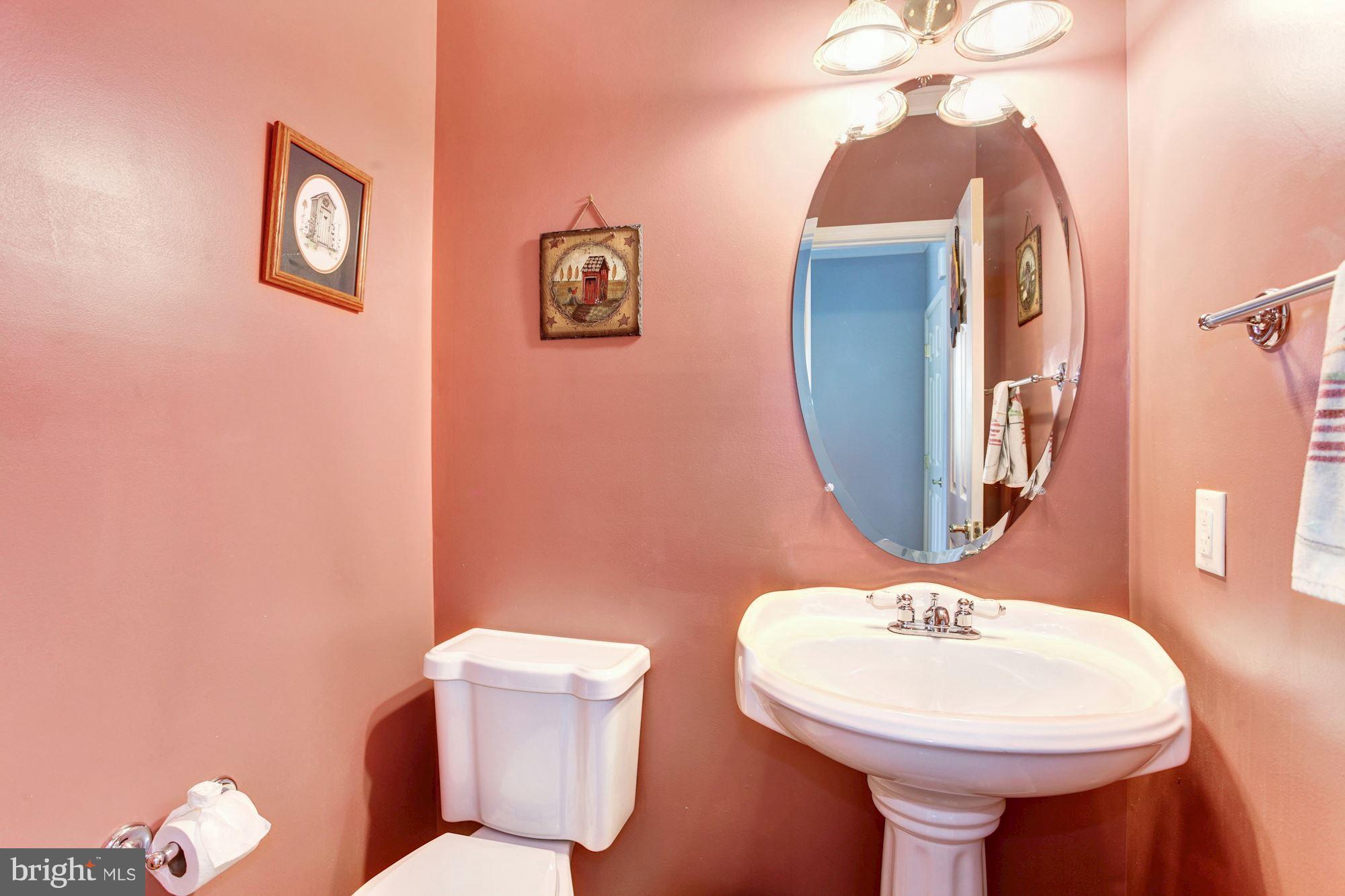 4003 Brummel Road Pasadena, MD 21122 - Photo 12 of 30 Powder Room