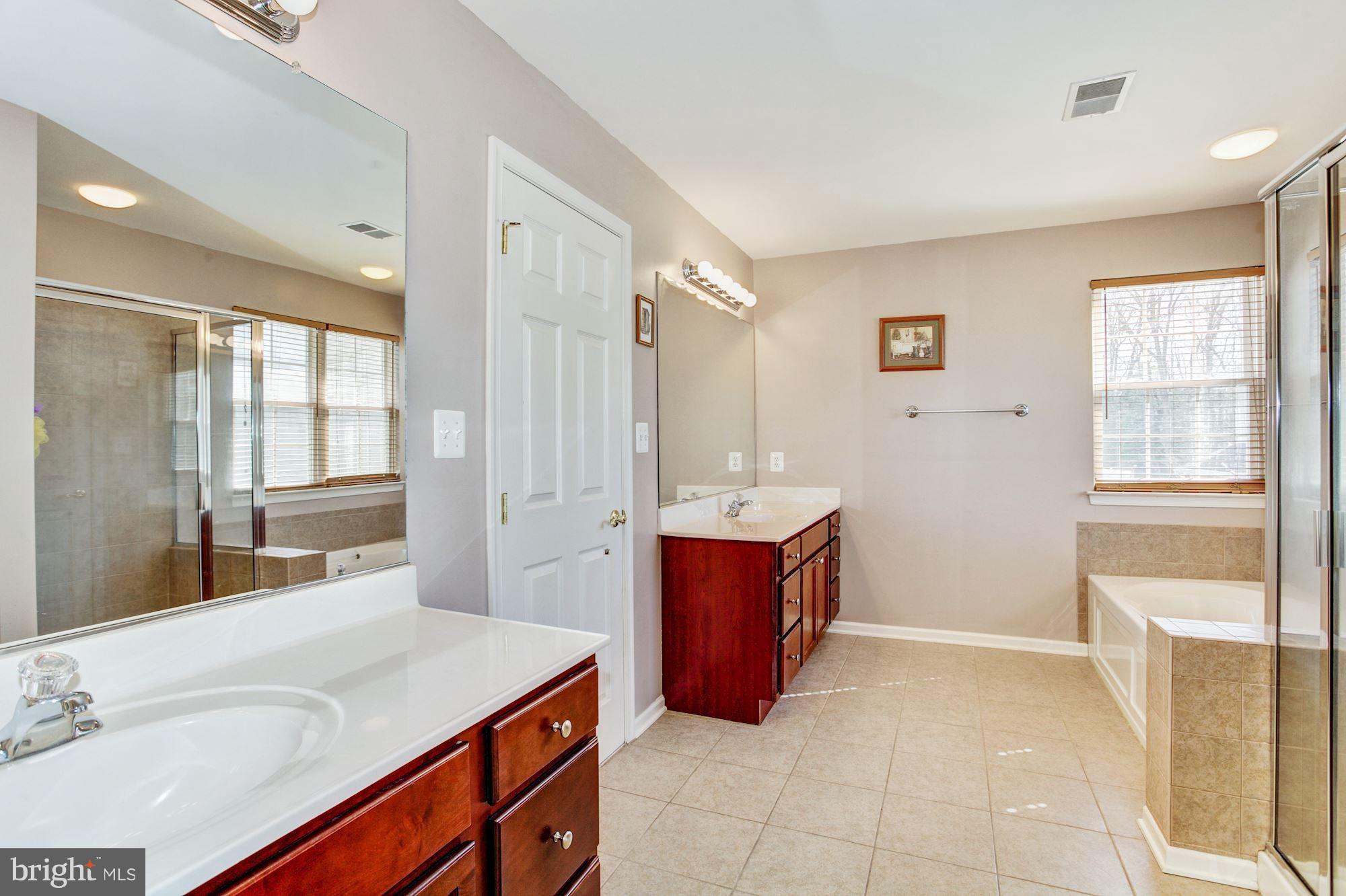 4003 Brummel Road Pasadena, MD 21122 - Photo 15 of 30 Master Bath