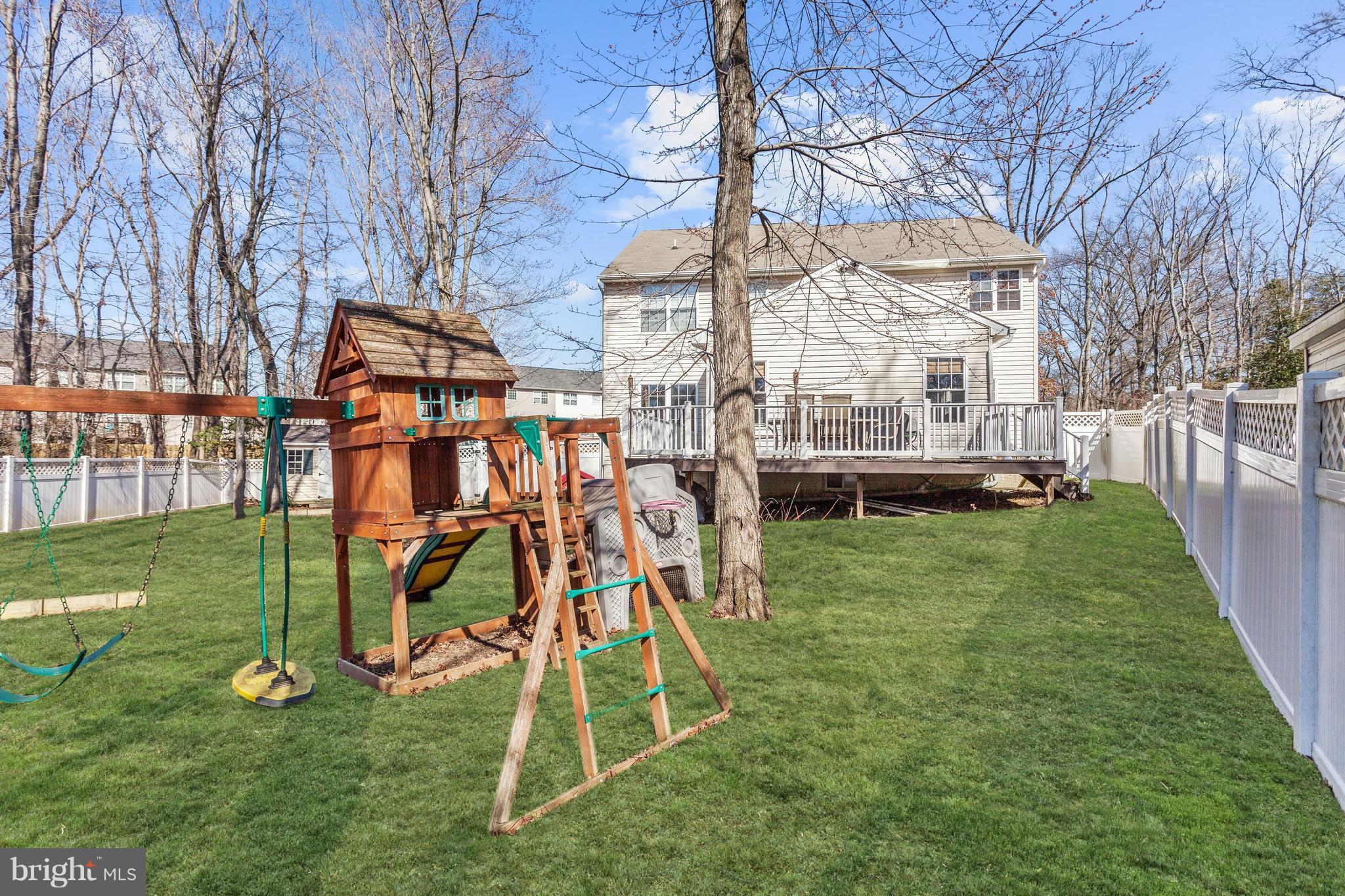 4003 Brummel Road Pasadena, MD 21122 - Photo 29 of 30 Fenced Rear Yard