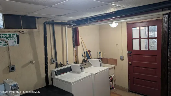 $1,250 | 1411 North Washington Avenue, Unit B2, Scranton, PA 18509