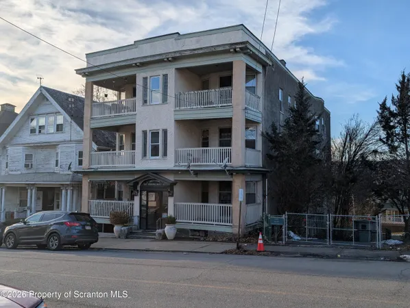 $1,250 | 1411 North Washington Avenue, Unit B2, Scranton, PA 18509
