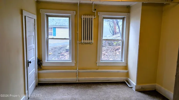 $1,250 | 1411 North Washington Avenue, Unit B2, Scranton, PA 18509