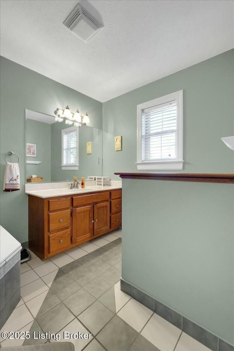 695 Smith Road Ekron, KY 40117 - Photo 22 of 60 Primary Bathroom