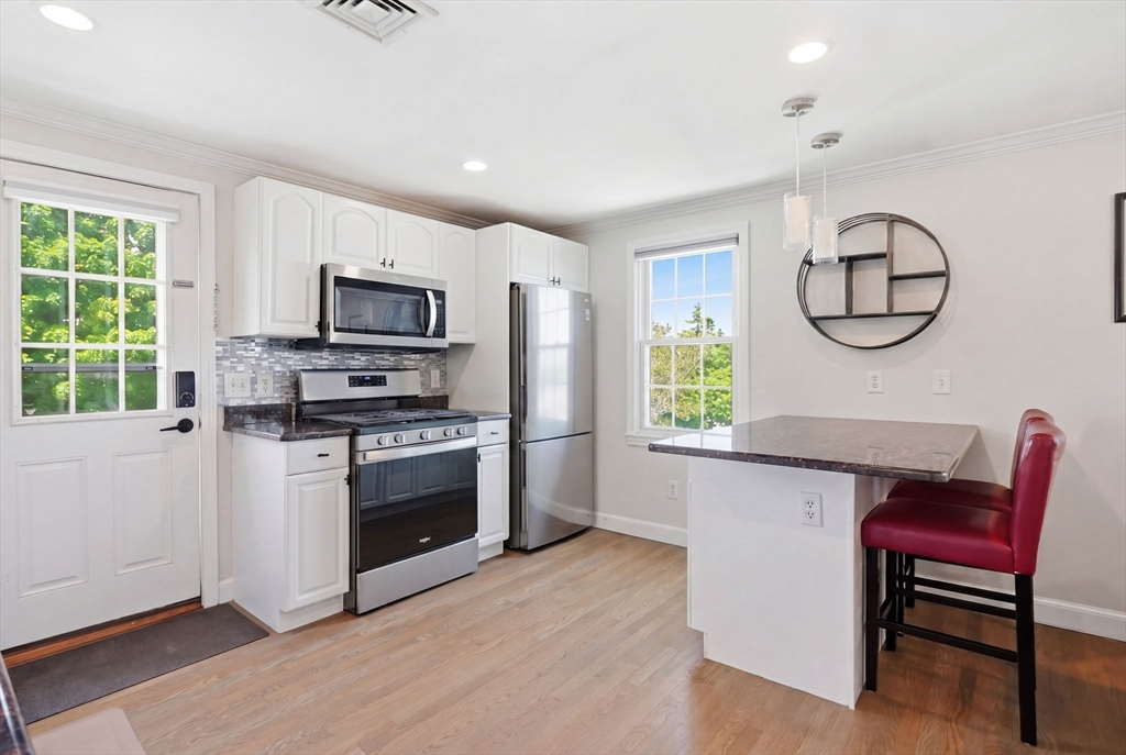 11 Columbia Road, Unit 8 Wakefield, MA 01880 - Photo 3 of 30