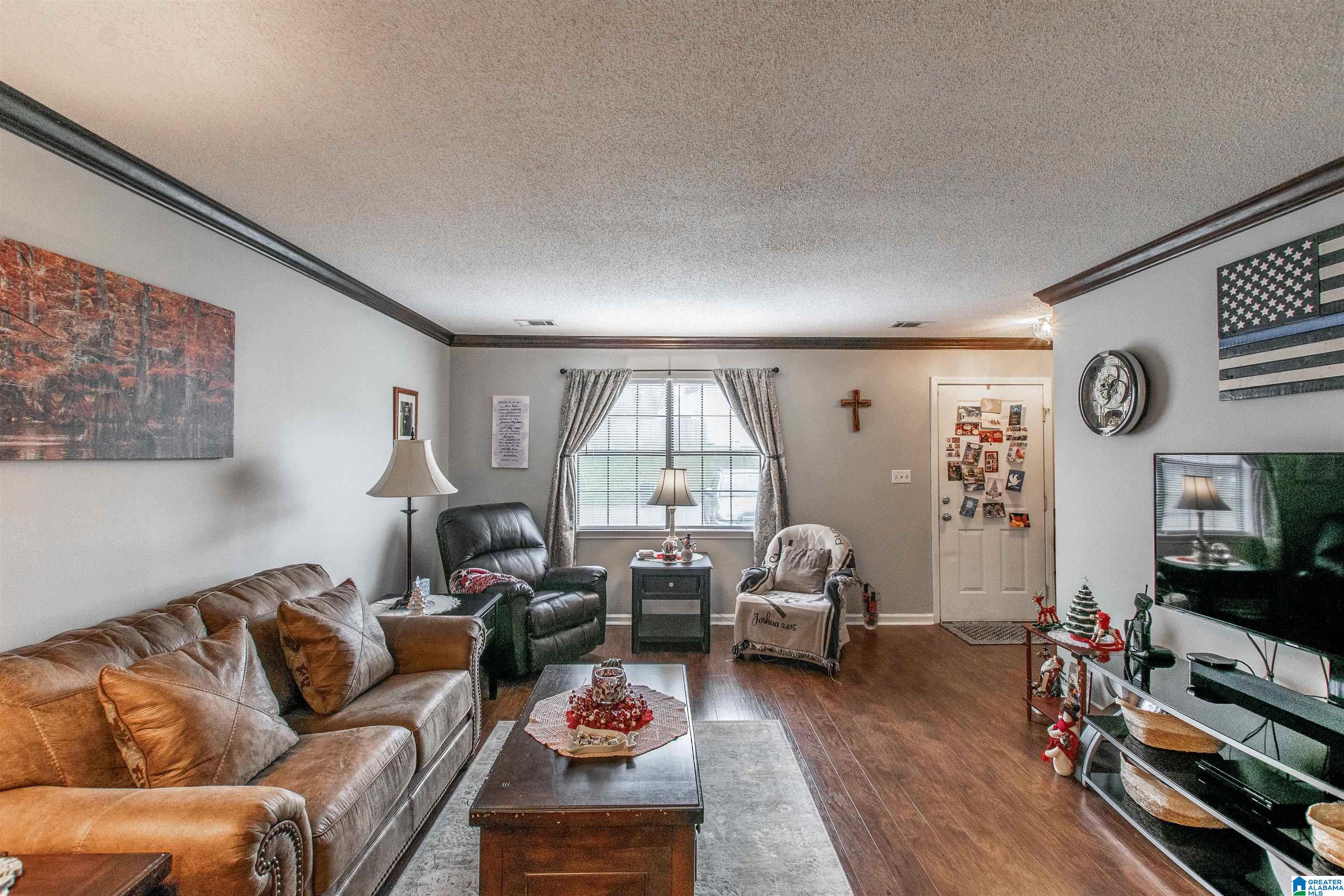1452 Applegate Drive Alabaster, AL 35007 - Photo 5 of 33