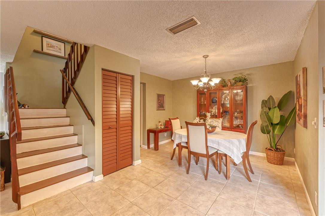 281 Woodland Road Palm Springs, FL 33461 - Photo 11 of 39 Photo 11
