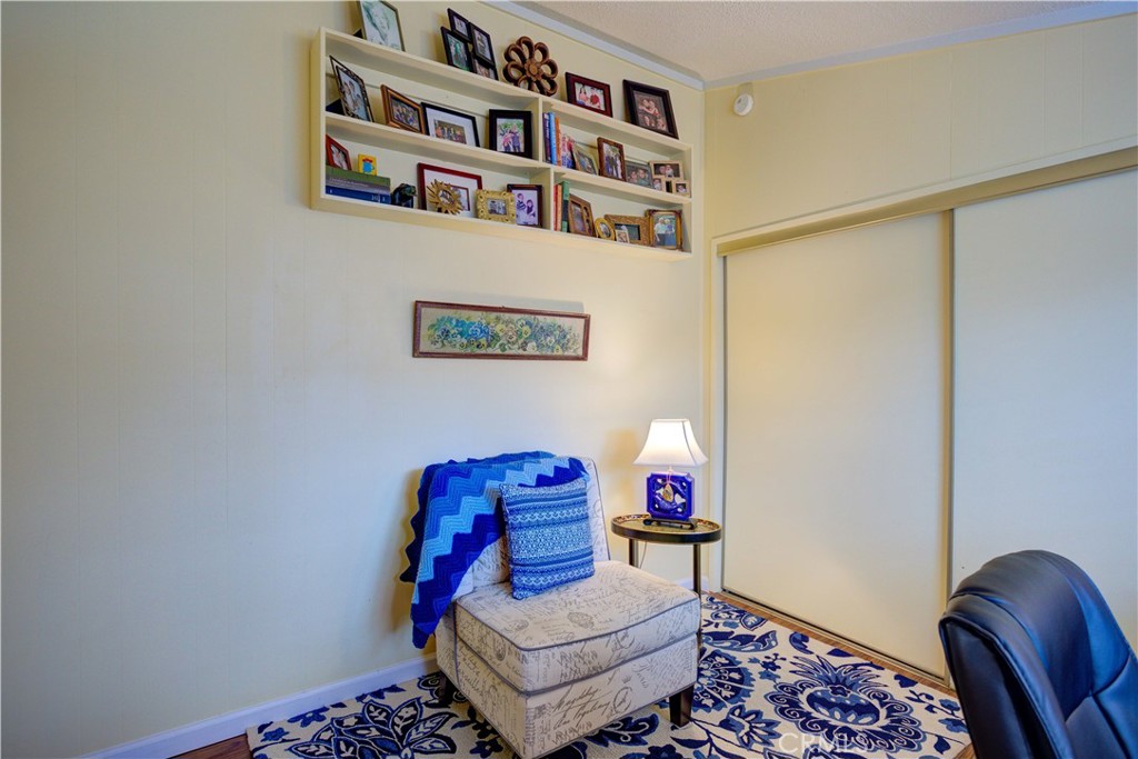 1675 Los Osos Valley Road, Unit 223 Los Osos, CA 93402 - Photo 36 of 68 a living room with furniture