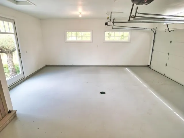 $1,250,000 | 58 Leonard Drive, Tiverton, RI 02878