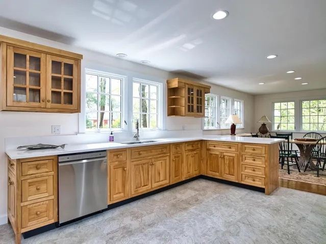 $1,250,000 | 58 Leonard Drive, Tiverton, RI 02878