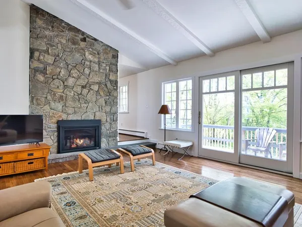 $1,250,000 | 58 Leonard Drive, Tiverton, RI 02878