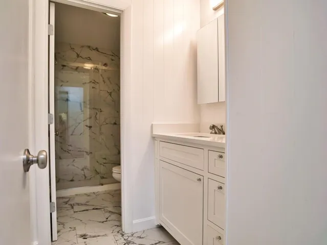 $1,250,000 | 58 Leonard Drive, Tiverton, RI 02878