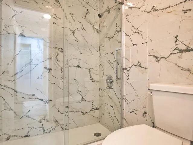 $1,250,000 | 58 Leonard Drive, Tiverton, RI 02878