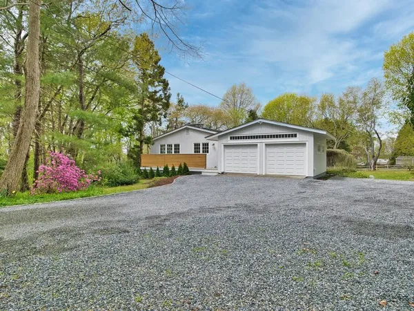 $1,250,000 | 58 Leonard Drive, Tiverton, RI 02878