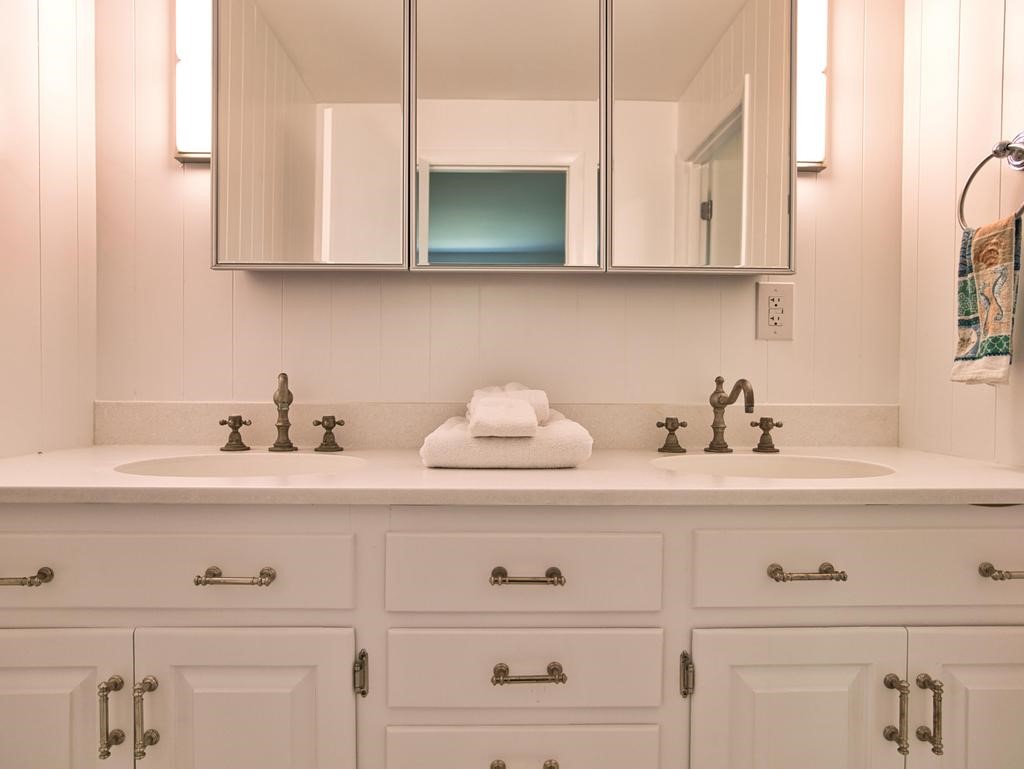 58 Leonard Drive Tiverton, RI 02878 - Photo 41 of 50