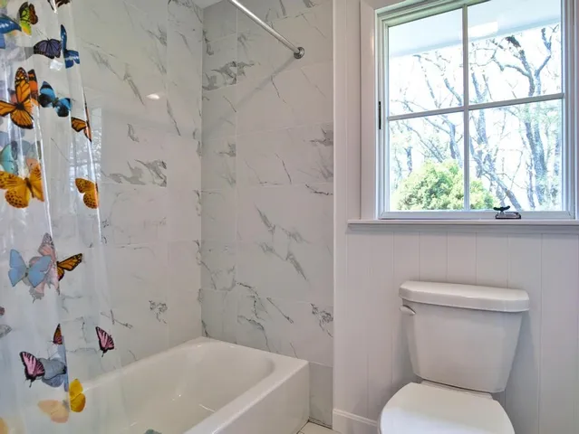 $1,250,000 | 58 Leonard Drive, Tiverton, RI 02878