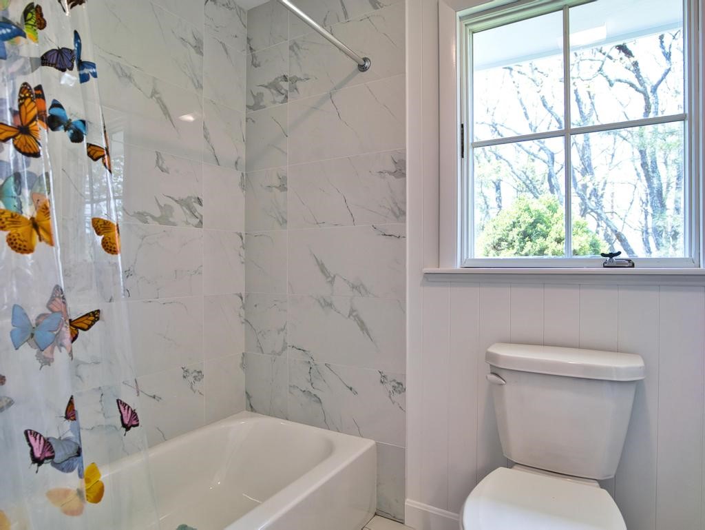 58 Leonard Drive Tiverton, RI 02878 - Photo 43 of 50