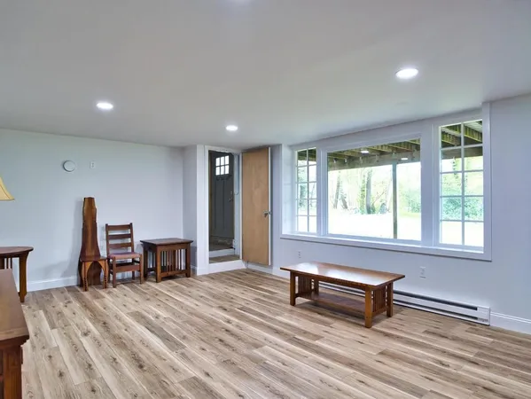 $1,250,000 | 58 Leonard Drive, Tiverton, RI 02878