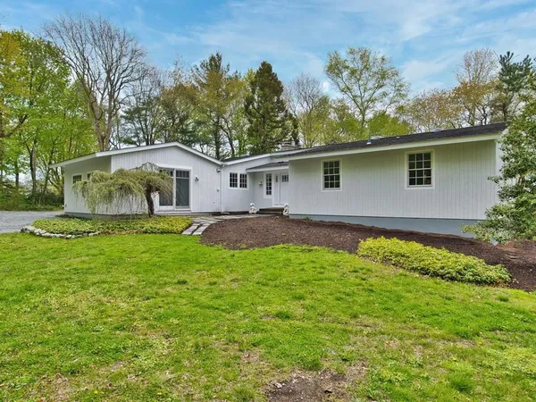 $1,250,000 | 58 Leonard Drive, Tiverton, RI 02878