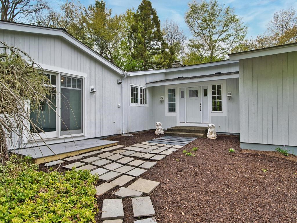 58 Leonard Drive Tiverton, RI 02878 - Photo 7 of 50