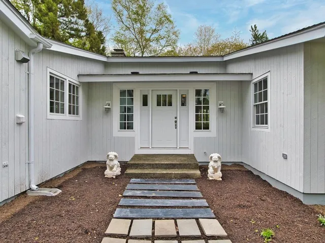 $1,250,000 | 58 Leonard Drive, Tiverton, RI 02878