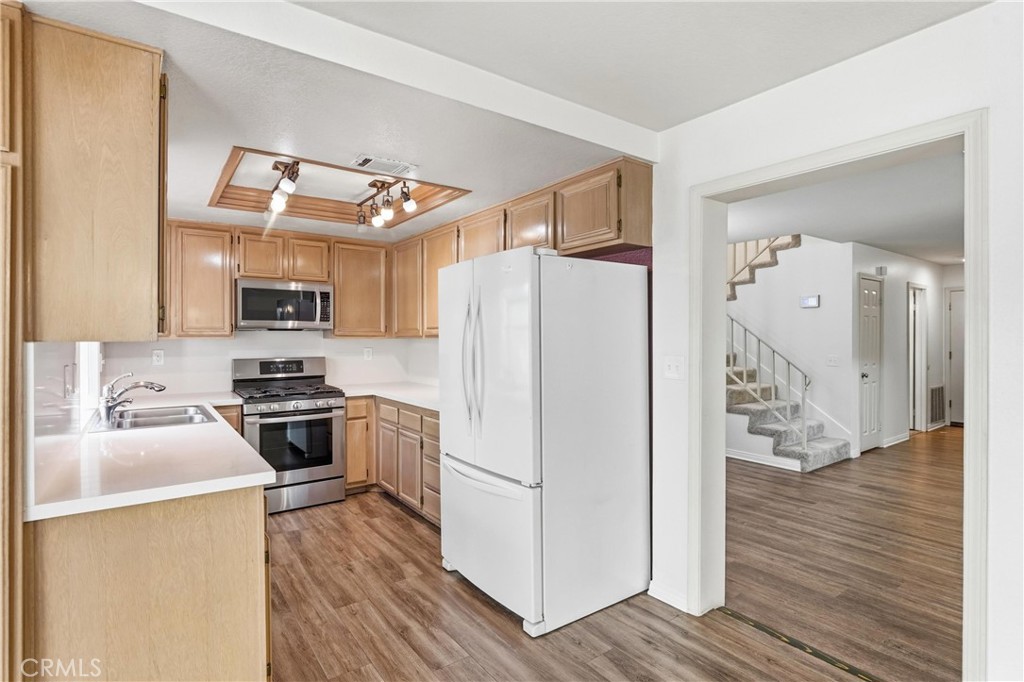 977 Auburn Road San Dimas, CA 91773 - Photo 10 of 42