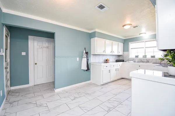 $200,000 | 2708 Morningside Lane, Pasadena, TX 77506