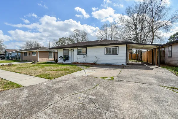 $200,000 | 2708 Morningside Lane, Pasadena, TX 77506