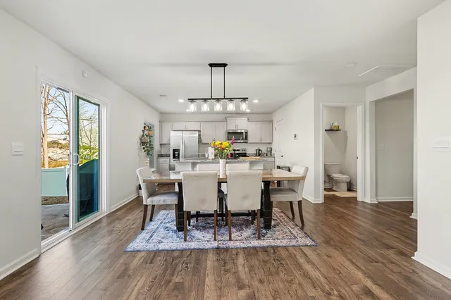 $309,900 | 365 Valencia Circle, Wellford, SC 29385